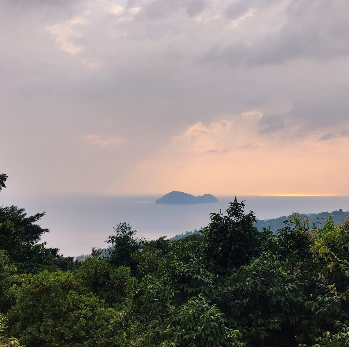 Naiwok-Thongsala-Koh-Phangan