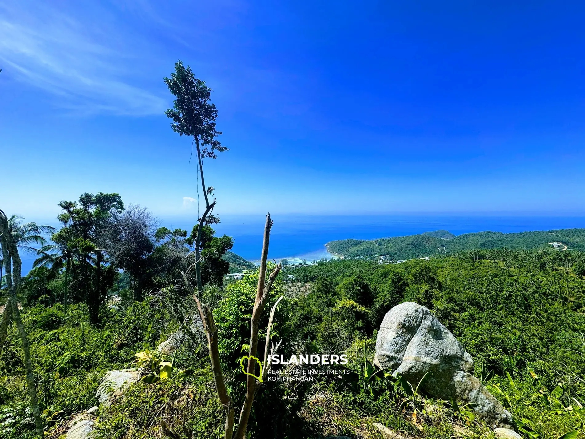 ที่ดินพระอาทิตย์ตกวิวทะเลที่สวยงามอย่างแน่นอนหาดยาว 4 ไร่ เกาะพะงัน