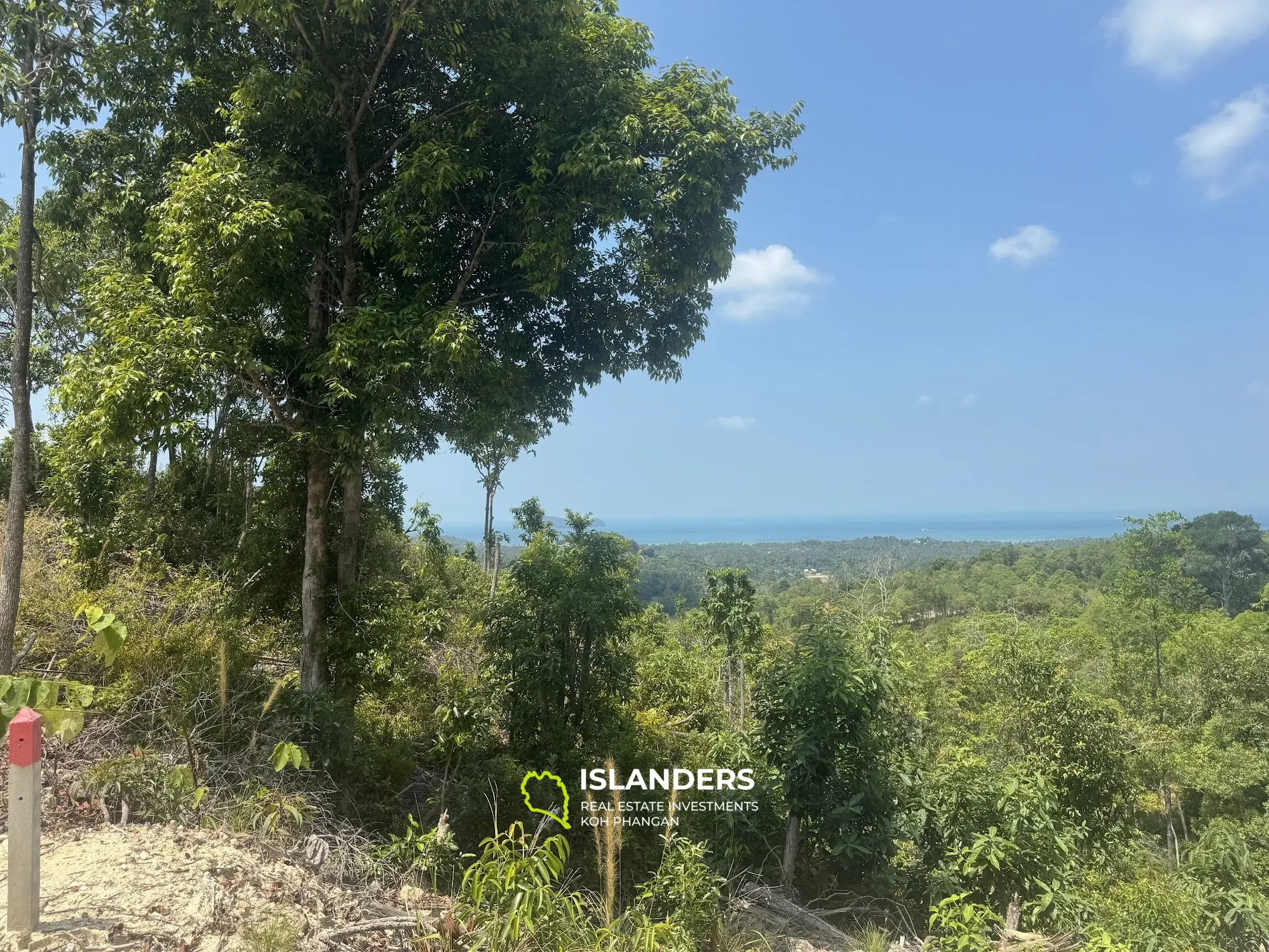 Big seaview and jungleview land with good potential in Sritanu (dirty road, no electricity), 25,6775 Rai