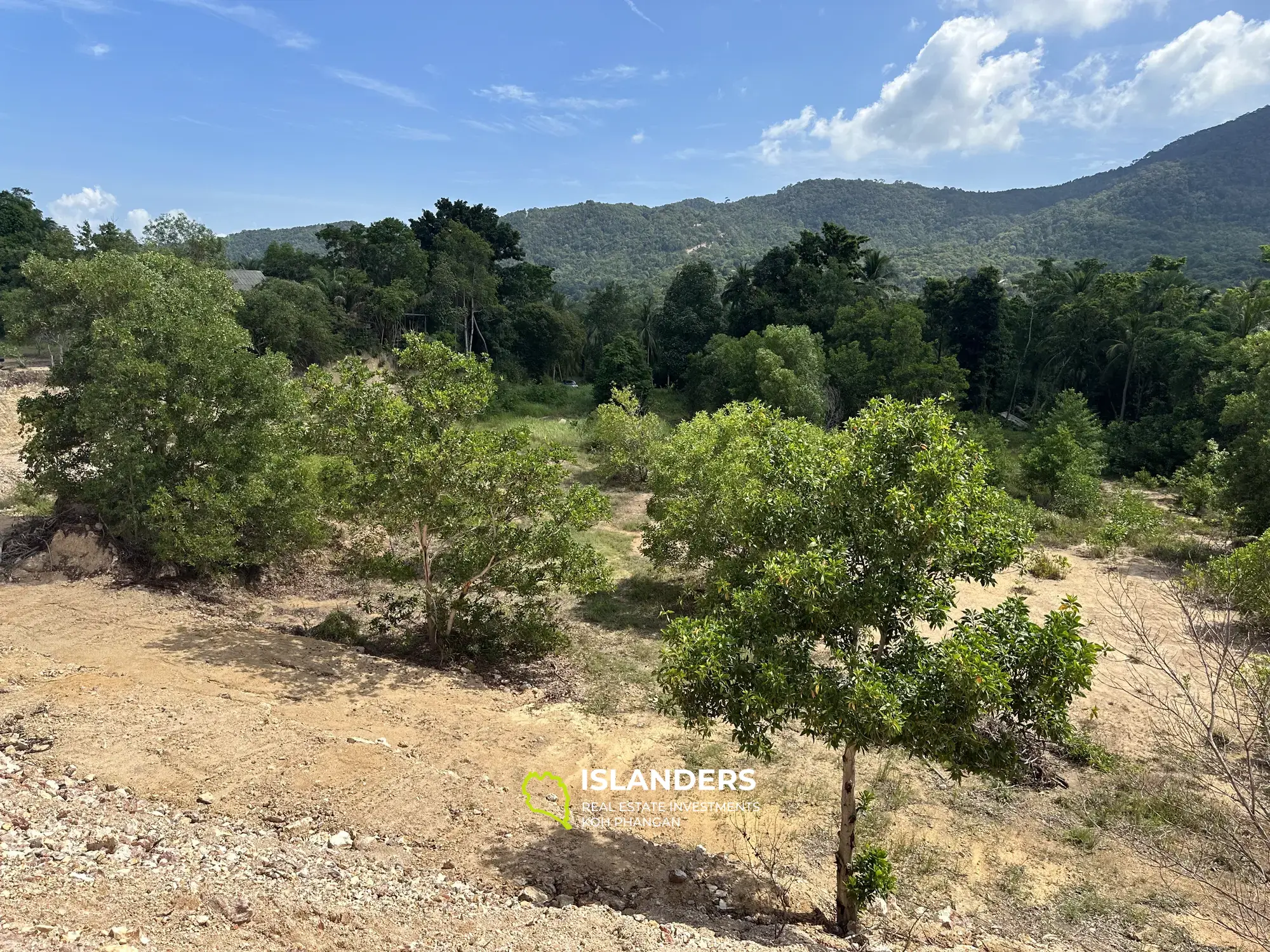 Flat land with amaizing Mountain View on Chalock Ban Kao