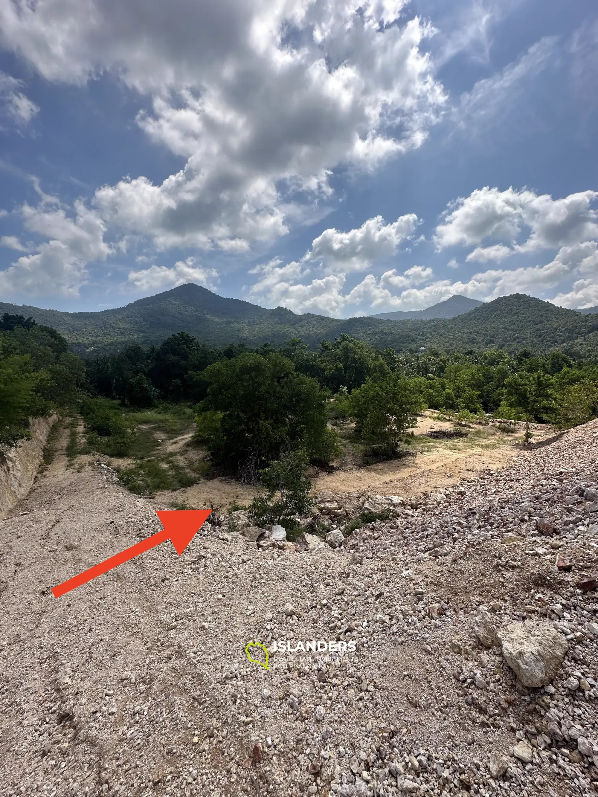 Flat land with amaizing Mountain View on Chalock Ban Kao