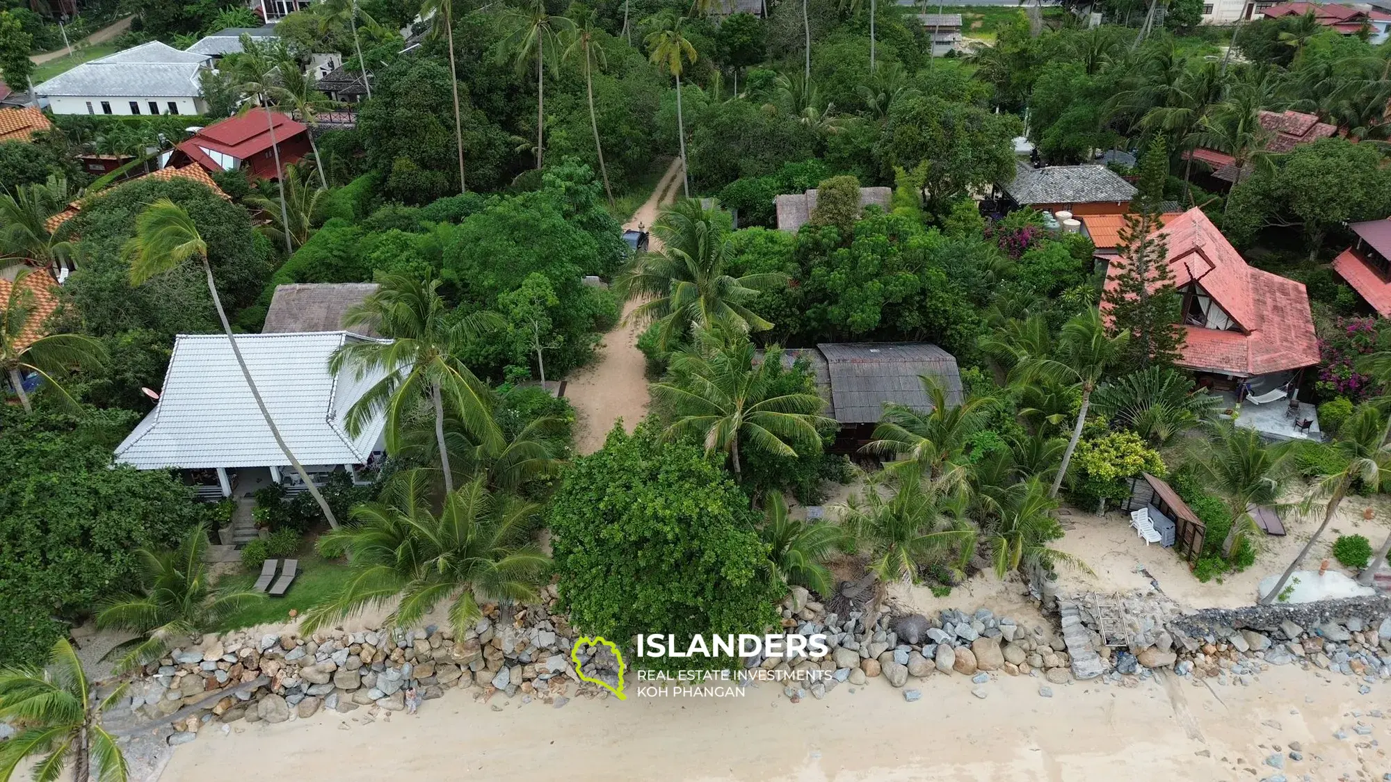 Beach front paradise 2 bedroom house leasehold 