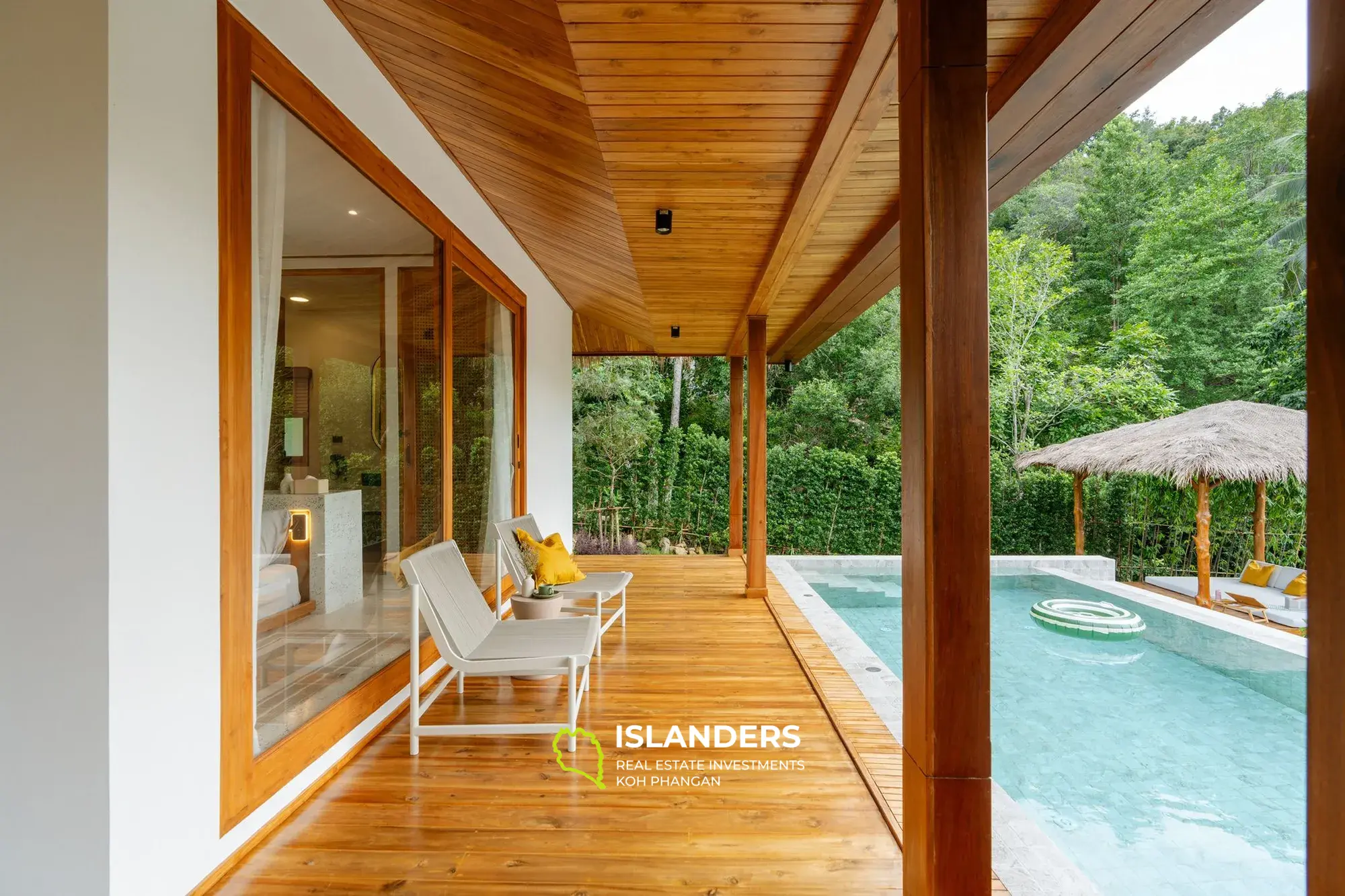 Brand new Teak villa in Chaloklum