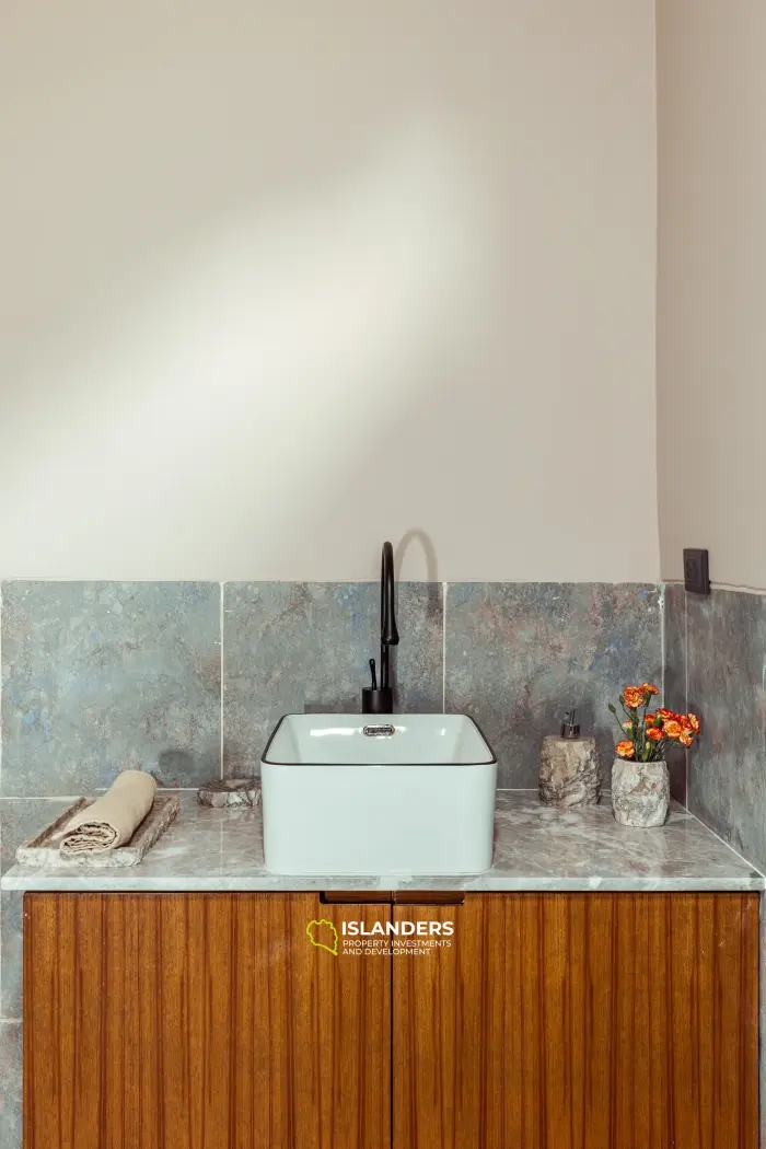 Hinkong 3 Beedroom New Stylish Villa, 2 min from the beach