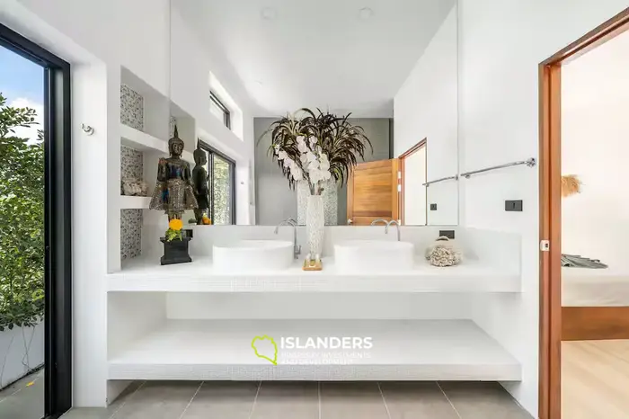 Luxury 3-Bedroom Sea View Pool Villa on 1 Rai Land – Srithanu Area