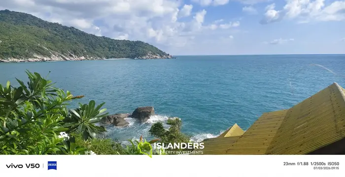 AMEZING  HAAD RIN'S CROWN JEWEL 