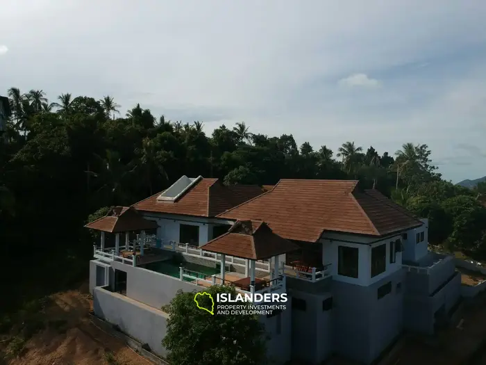 Two-story 6-bdrm pool villa with a large plot with sea views (Bangrak)
