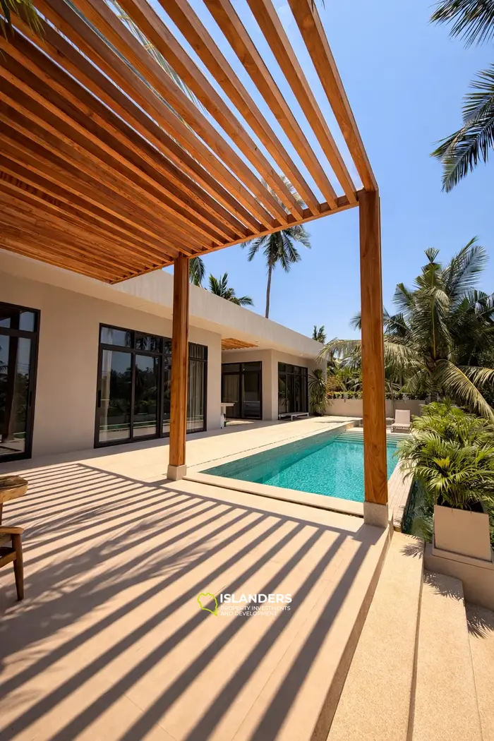 Luxury 2-bedroom villas in central location