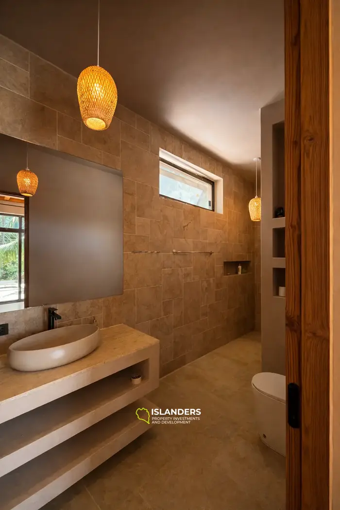 Luxury 2-bedroom villas in central location