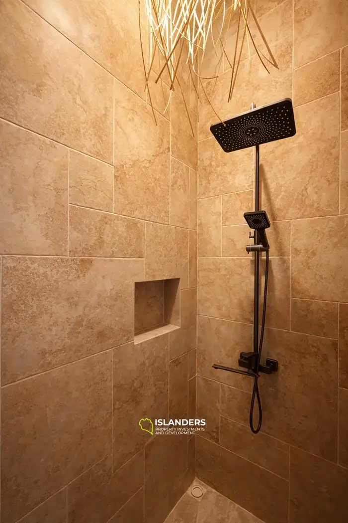 Luxury 2-bedroom villas in central location