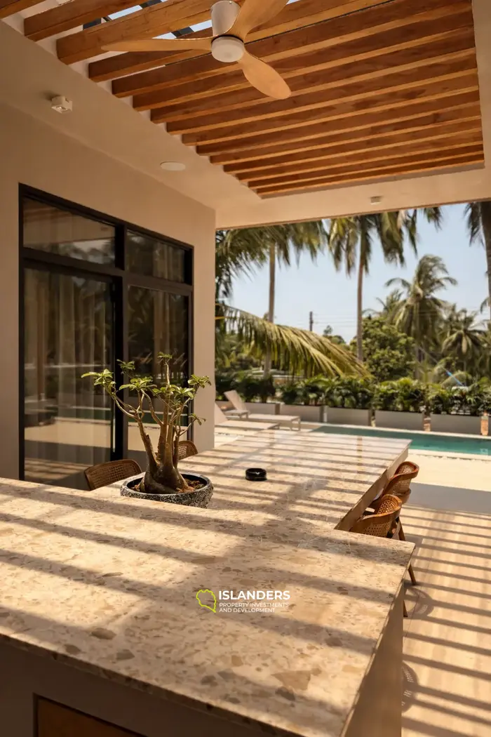 Luxury 2-bedroom villas in central location