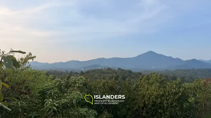 Prime Sea View Land in the Heart of the Island