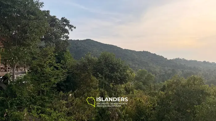 Prime Sea View Land in the Heart of the Island