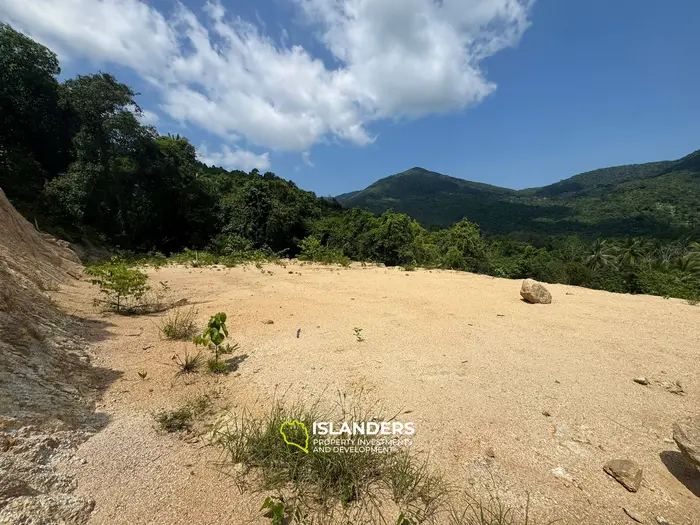 Exquisite Land for Sale in Koh Phangan with Stunning Mountain Views