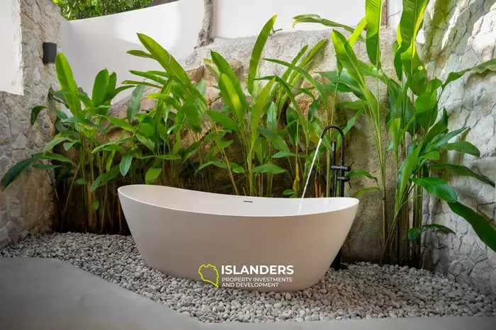 Luxurious Villa with Breathtaking Sea Views in Koh Phangan