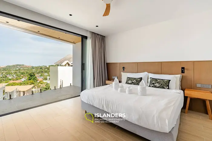 Brand new 3 bdrm pool villa with panoramic sea views (Plai Laem)