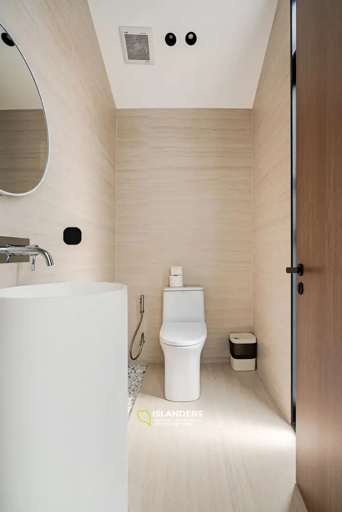 Brand new 3 bdrm pool villa with panoramic sea views (Plai Laem)