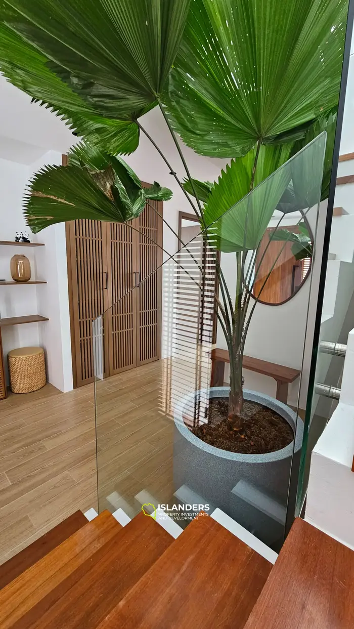 Brand new 3 bdrm pool villa with panoramic sea views (Plai Laem)