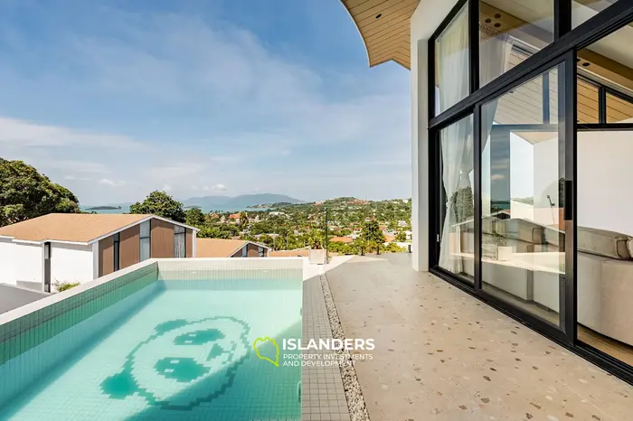 Brand new 3 bdrm pool villa with panoramic sea views (Plai Laem)