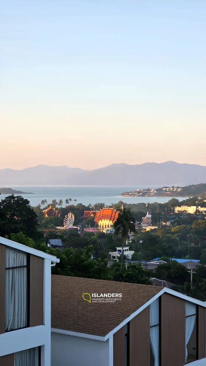 Brand new 3 bdrm pool villa with panoramic sea views (Plai Laem)