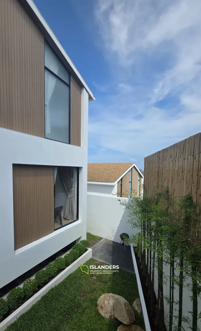 3 bdrm pool villa with sea and Big Buddha view (Plai Laem)