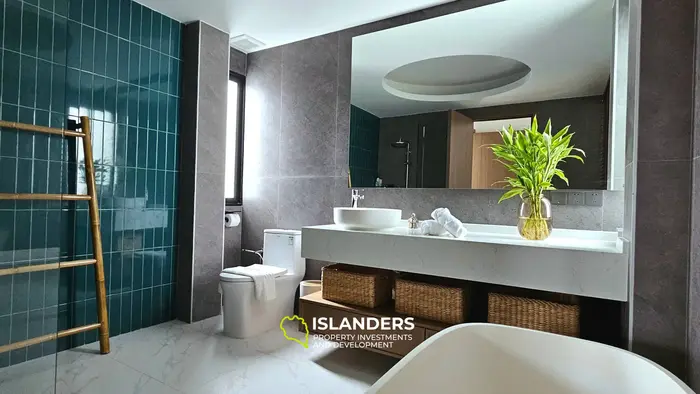 Brand new 3 bdrm pool villa with sea view (Plai Laem)