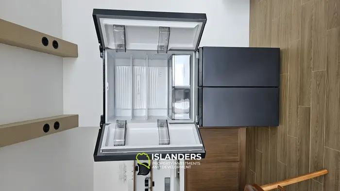 Brand new 3 bdrm pool villa with sea view (Plai Laem)