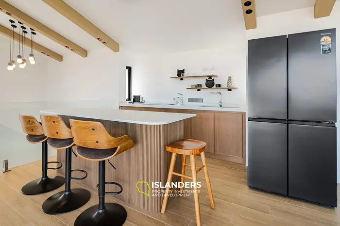 Brand new 3 bdrm pool villa with sea view (Plai Laem)