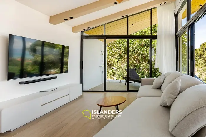 Brand new 3 bdrm pool villa with sea view (Plai Laem)