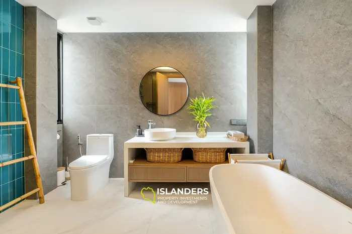 Cozy 3-bdrm pool villa overlooking the sea (Plai Laem)