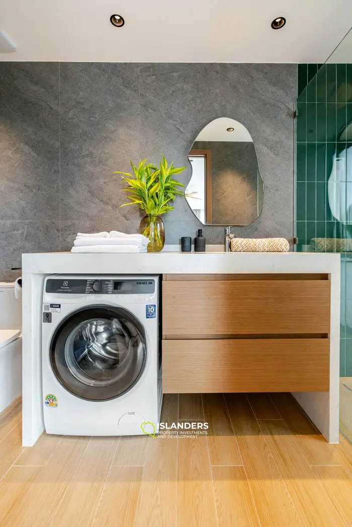 Cozy 3-bdrm pool villa overlooking the sea (Plai Laem)