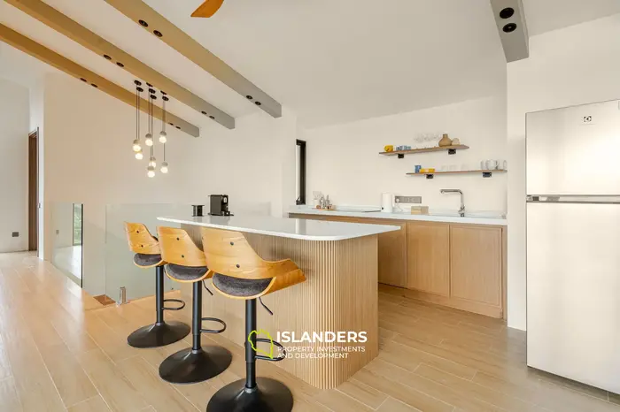 Cozy 3-bdrm pool villa overlooking the sea (Plai Laem)