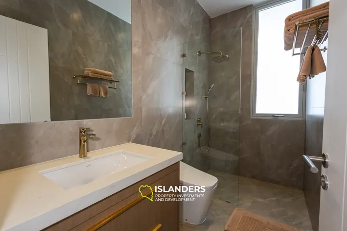 Modern 4-bdrm pool villa with cinema and partial sea view (Plai Laem)