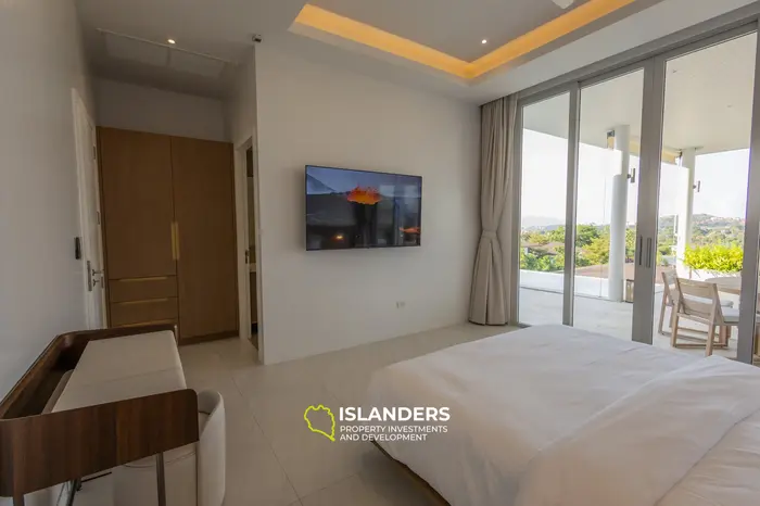 Modern 4-bdrm pool villa with cinema and partial sea view (Plai Laem)