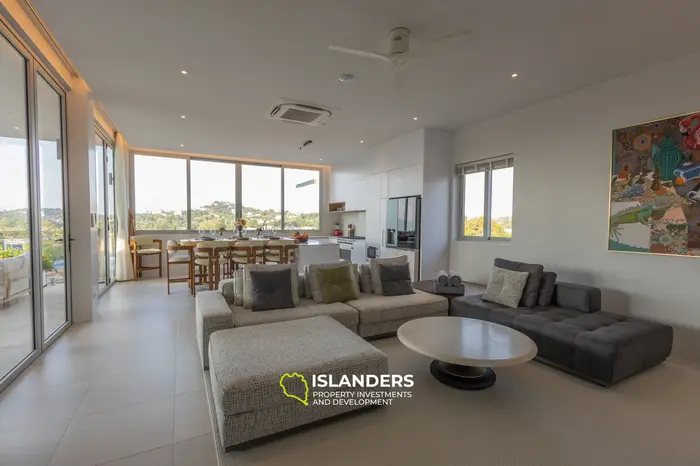 Modern 4-bdrm pool villa with cinema and partial sea view (Plai Laem)