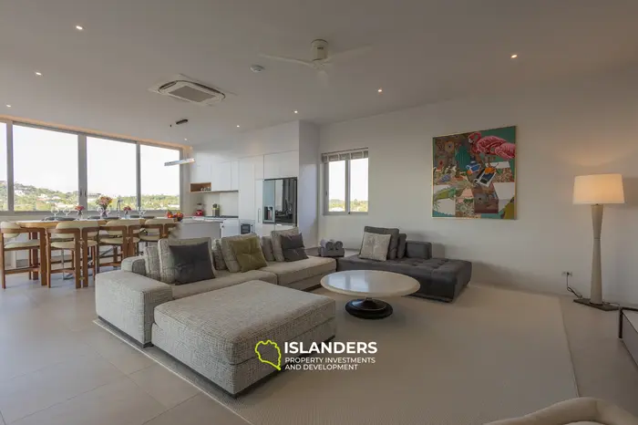 Modern 4-bdrm pool villa with cinema and partial sea view (Plai Laem)