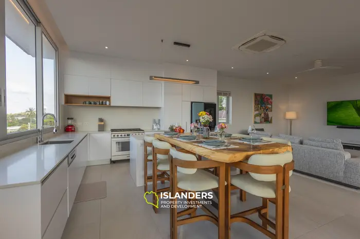 Modern 4-bdrm pool villa with cinema and partial sea view (Plai Laem)