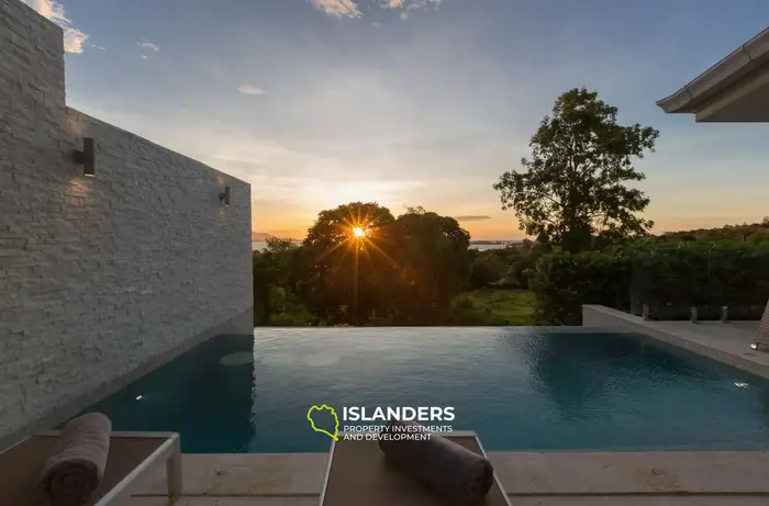 4-bdrm pool villa with panoramic views of the bay and sea (Bophut)