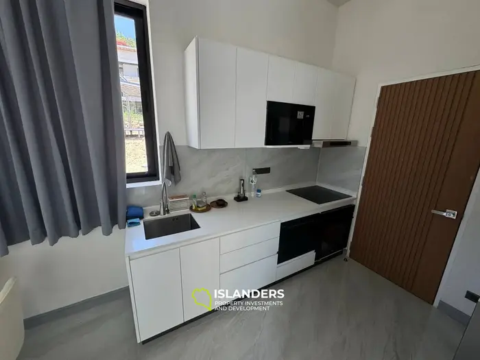 Exquisite Mountain-View 3BD Villa for Sale in  Mae Haad (Koh Phangan)