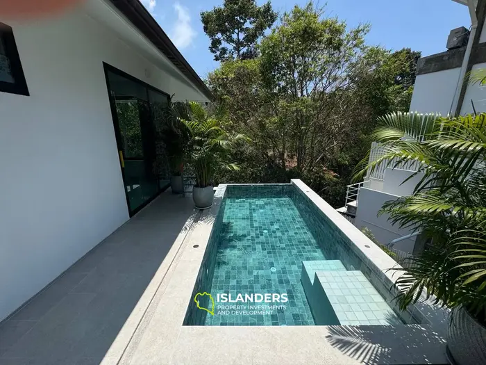 Exquisite Mountain-View 3BD Villa for Sale in  Mae Haad (Koh Phangan)