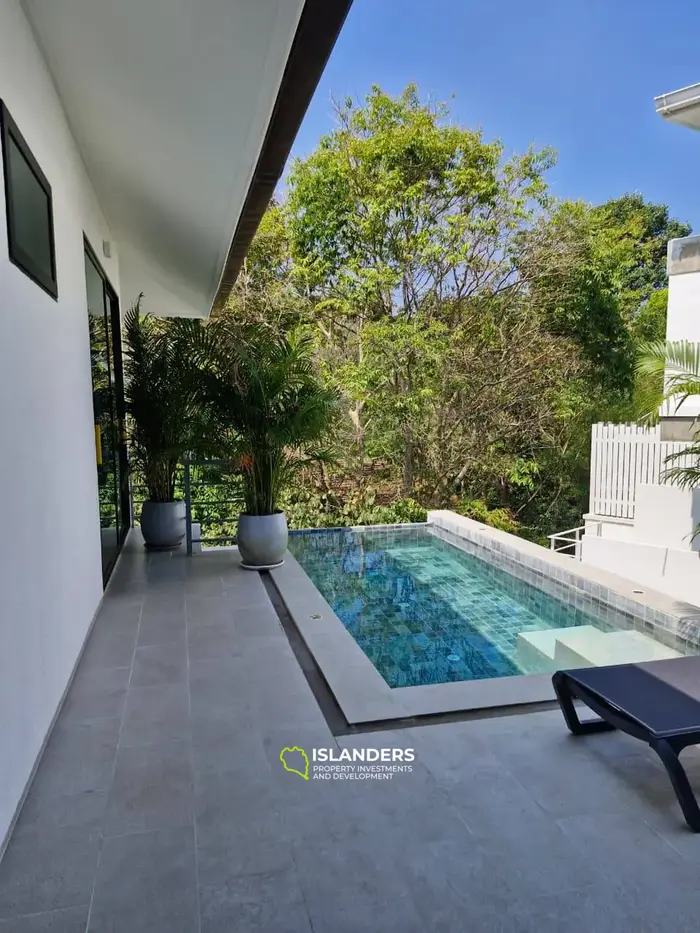 Exquisite Mountain-View 3BD Villa for Sale in  Mae Haad (Koh Phangan)