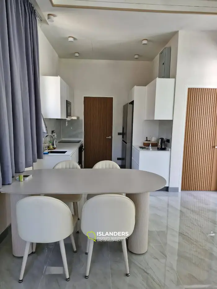 Exquisite Mountain-View 3BD Villa for Sale in  Mae Haad (Koh Phangan)