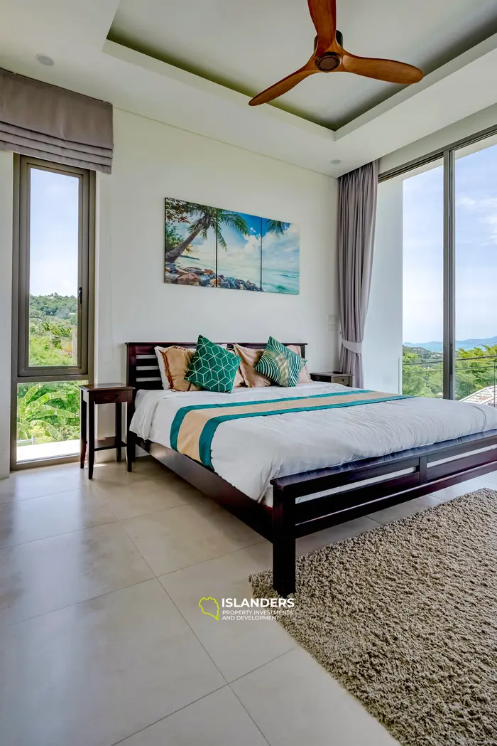 3-bdrm pool villa with large plot and sea view (Bophut)