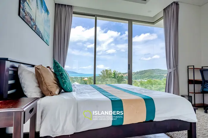 3-bdrm pool villa with large plot and sea view (Bophut)