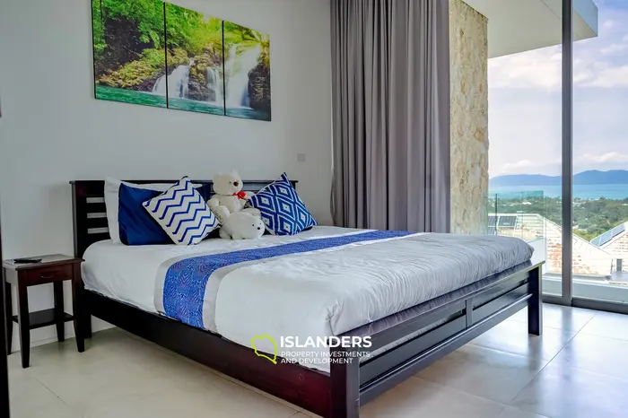 3-bdrm pool villa with large plot and sea view (Bophut)