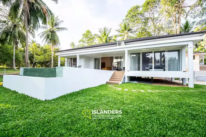 New Build 3-Bedroom Pool Villa