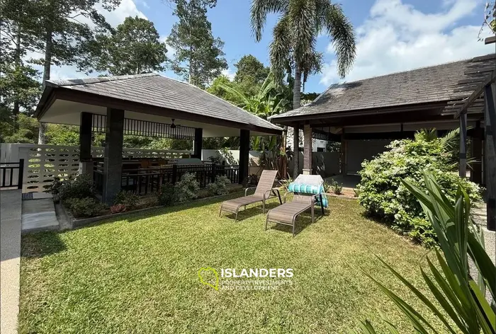 Comfortable 4-bdrm pool villa in a sought-after area (Maenam)