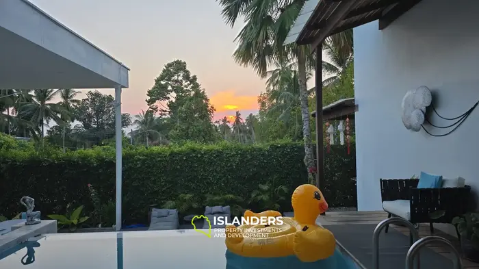 Modern 3-bedroom pool villa