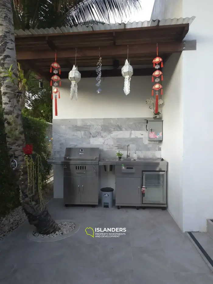 Modern 3-bedroom pool villa