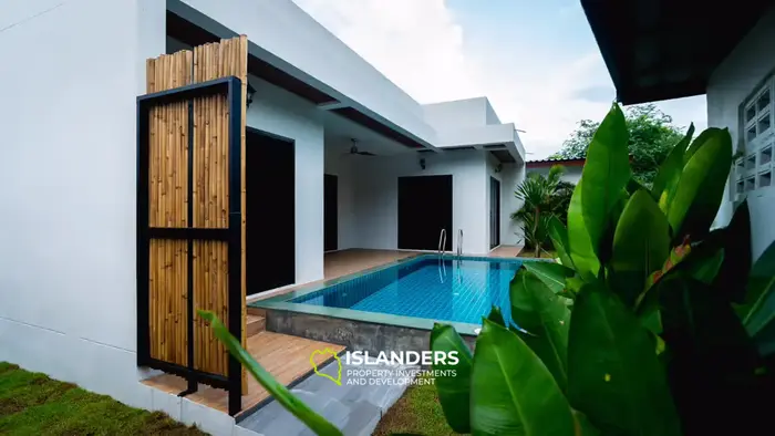 Private 3-BDR pool villa at walking distance to the beach